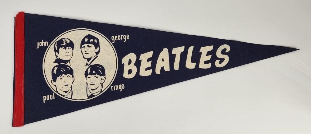 VINTAGE THE BEATLE FELT PENNANT