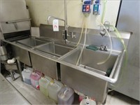 72" SS 3-COMPARTMENT DEEP SINK W/PRE-RINSE WAND