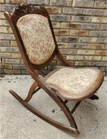 Vintage folding wood rocking chair