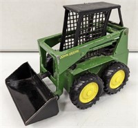 JD Skid Steer Loader 1/16