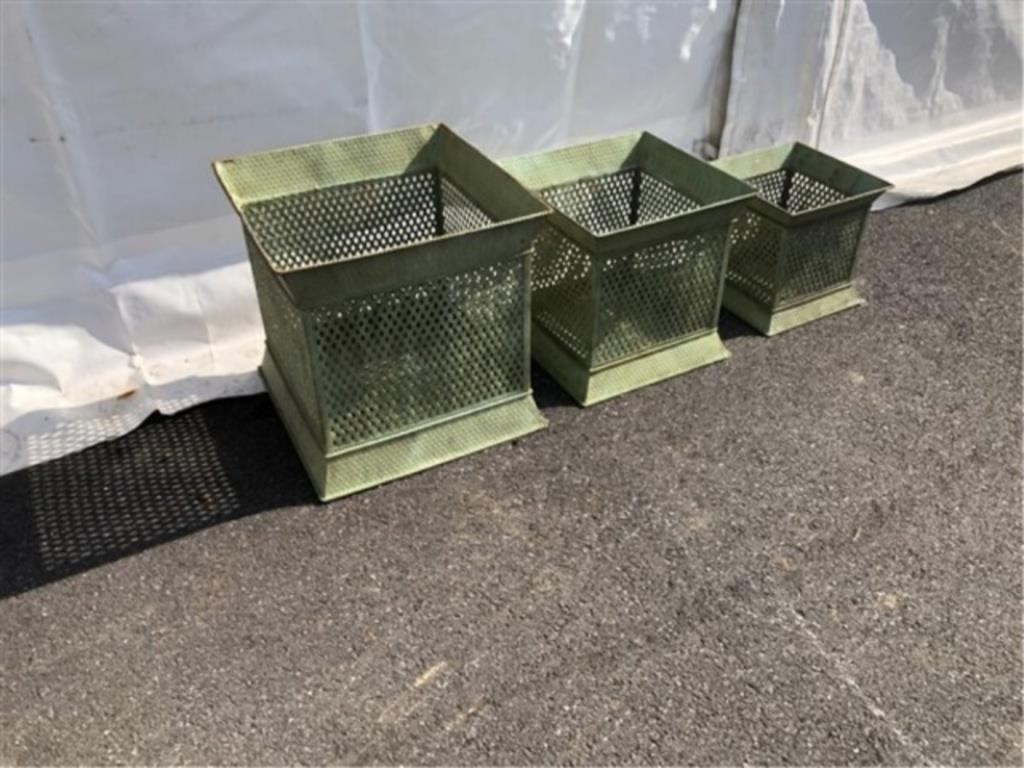 3 Pc. Metal Planter Set