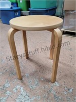 Wooden End Table 14x18