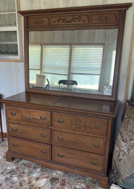 Broyhill Dresser with mirror, Penn Colony