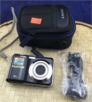Fujifilm 14 mp Digital Camera, Cable and Case