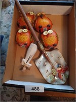 Owl Figurines, Christmas Shovel, Willow Tree