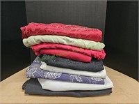 (9) Cloth Tablecloths