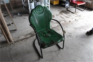 Green Lawn Chair