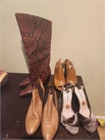 Lot of womens shoes and Boots size 7.5