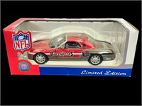 2002 Ford Thunderbird 1:24 Scale - Buccaneers