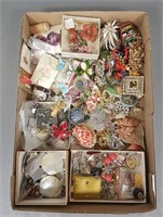 Group of vintage, etc. costume jewelry including