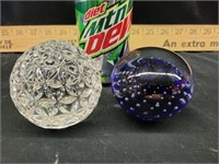 2) paperweights