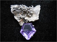 STERLING SILVER AND TRILLION CUT AMETHYST PIN