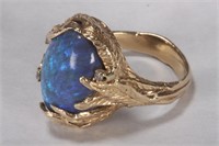 Lady's 14ct Yellow Gold and Australian Opal Ring,