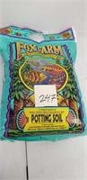 New Fox Farm Potting soil 12 dry qts
