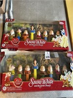 2x Snow White Pez Sets