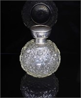 Edwardian sterling silver lidded perfume bottle
