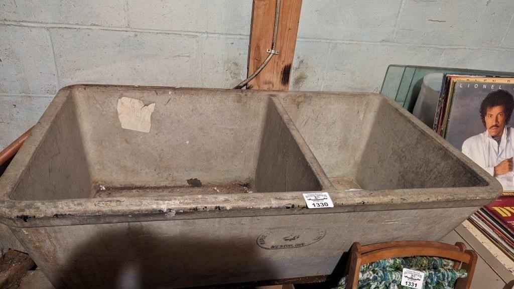 Double Vessel Utility sink