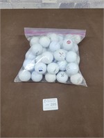 Large bag of golf balls! Mix brands