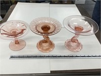 3 pink glass compotes