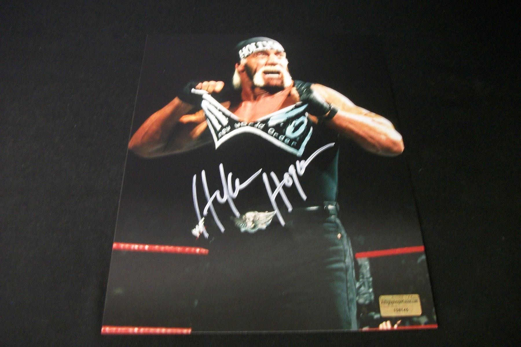 HULK HOGAN SIGNED 8X10 PHOTO AEU COA