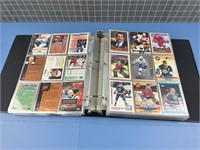 BINDER OF HOCKEY CARDS VINTAGE