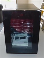 Haier Thermoelectric Wine Cellar - Appears to
