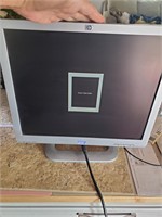 HP Pavilion F1903 Monitor with Cables