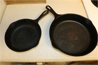 2 Wagner Ware Cast Iron Skillets