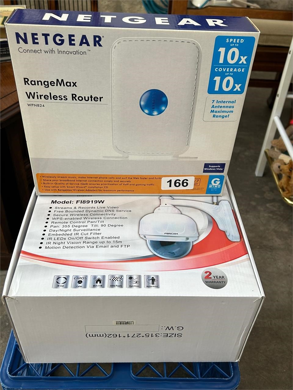 Netgear Range Max Wireless Router, Dome Camera
