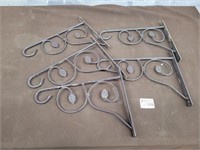 Metal garden flower pot hangers