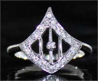 18kt White Gold Diamond Designer Ring