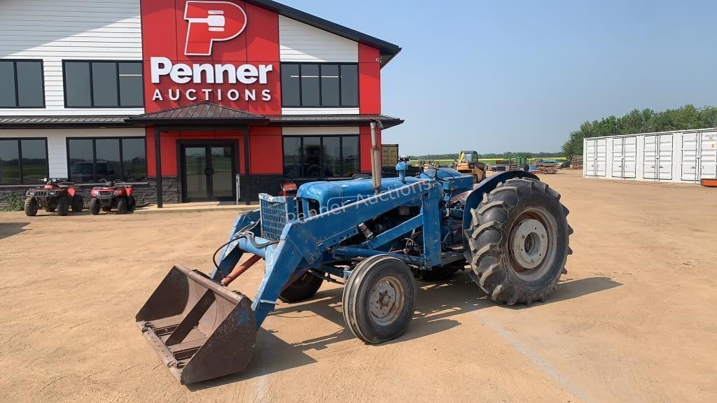 Fordson Major Loader Tractor w/ Pto