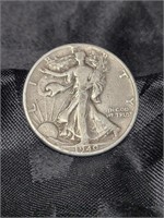 1940 Walking Liberty Silver Half Dollar