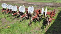 Noble 6 row cultivator w/ rolling shields