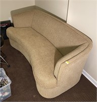 COUCH 86W X38D X32H
