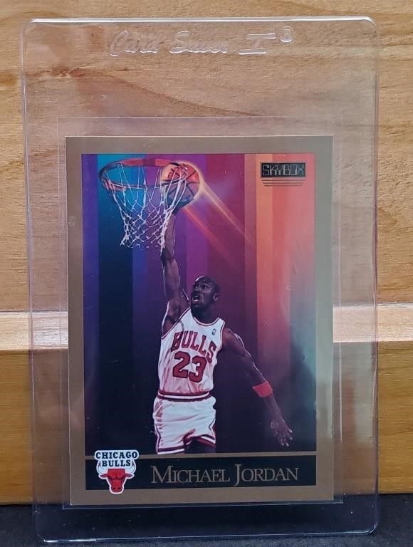 1990 Skybox #41 Michael Jordan