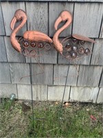 2 Metal Flamingoes Yard Decor