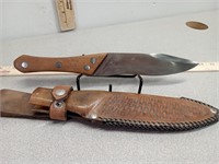*Coffin handle knife, with sheath.