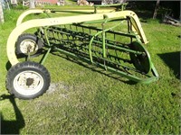 John Deere 896A ground drive rake READ DESCRIPTON