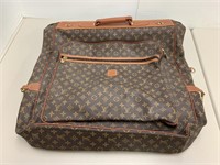 VTG Louis Vuitton vintage garment / luggage bag