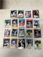 19 white Sox baseball collectors cards