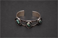 NATIVE AMERICAN SILVER CUFF WITH TURQUOISE