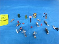 HO Scale Miniatures Lot