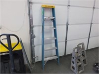 Werner 6' Fiberglass Step Ladder