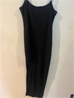 Black dress with leg cutout M