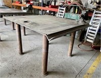 Heavy Steel Welding Table with Rubber Top Mat