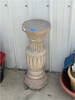 plastic plant pedestal