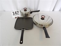 Duncan Hines Skillet & Pan W/ Lids