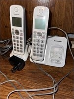 2 Panasonic telephones