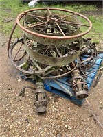 Pallet of steel wagon wheels/axles